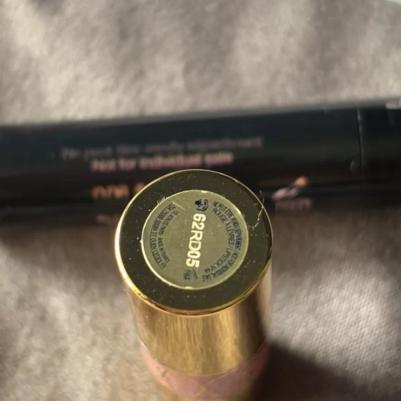 New YSL Mini Travel Lipstick & Mascara Set - Picture 4 of 5